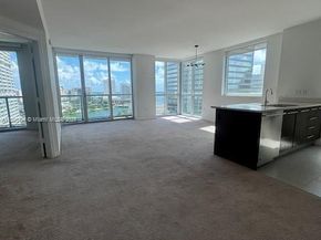 500 SE Brickell Ave 1502, Miami FL 33131