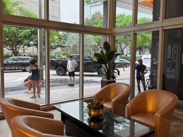 500 SE Brickell Ave 1502, Miami FL 33131