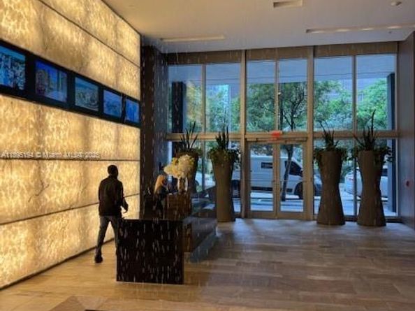 500 SE Brickell Ave 1502, Miami FL 33131