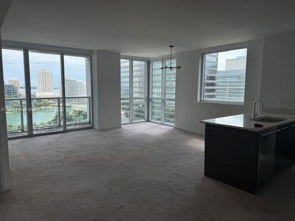 500 SE Brickell Ave 1502, Miami FL 33131