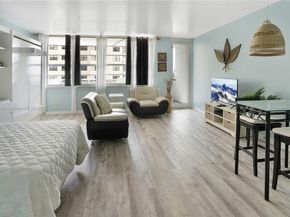 100 Lincoln Rd 607, Miami Beach FL 33139