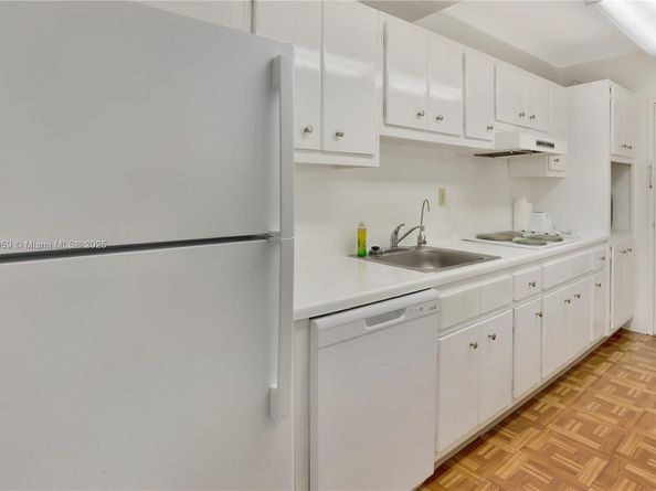100 Lincoln Rd 607, Miami Beach FL 33139