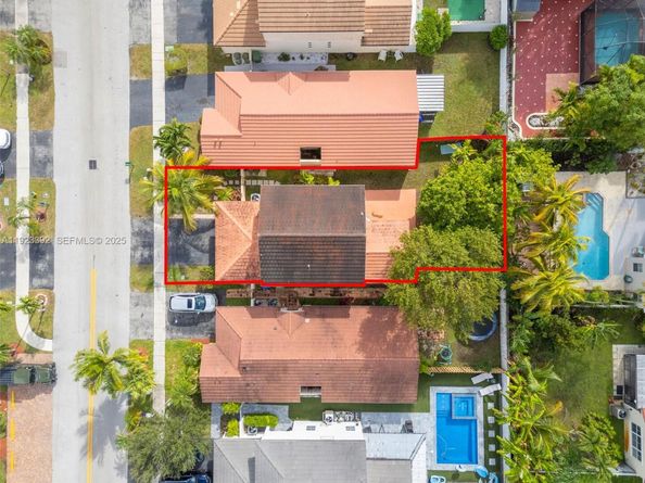 2110 NW 190th Ave, Pembroke Pines FL 33029