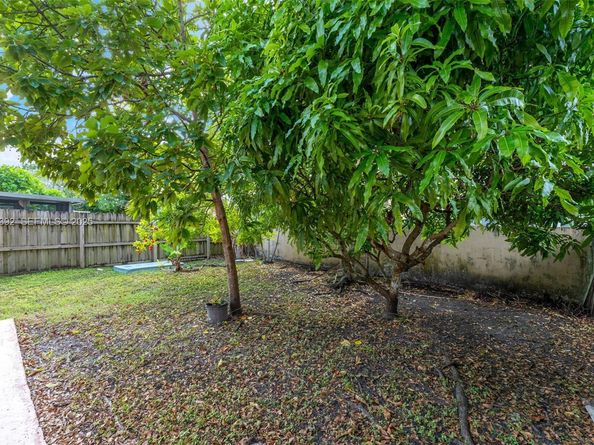 2110 NW 190th Ave, Pembroke Pines FL 33029