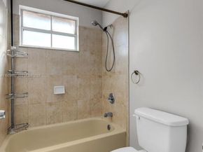 2110 NW 190th Ave, Pembroke Pines FL 33029