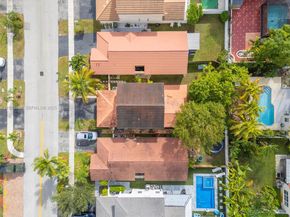 2110 NW 190th Ave, Pembroke Pines FL 33029