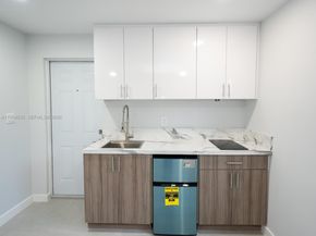 1221 NW 75th St, Miami FL 33147