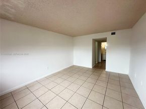 3600 NW 21st St 309, Lauderdale Lakes FL 33311