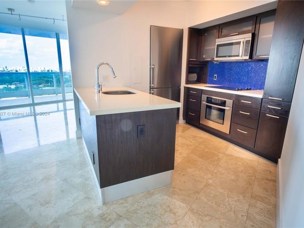 2127 Brickell Ave 1406, Miami FL 33129