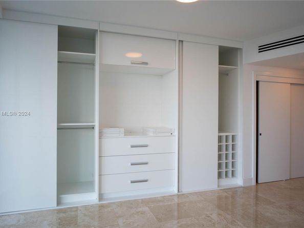 2127 Brickell Ave 1406, Miami FL 33129