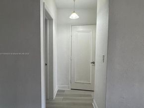 605 77th St, Miami Beach FL 33141