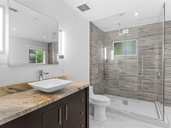 1218 Asturia Ave, Coral Gables FL 33134