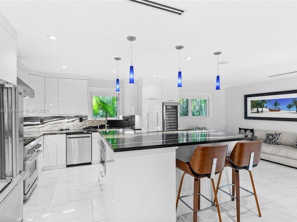 1218 Asturia Ave, Coral Gables FL 33134