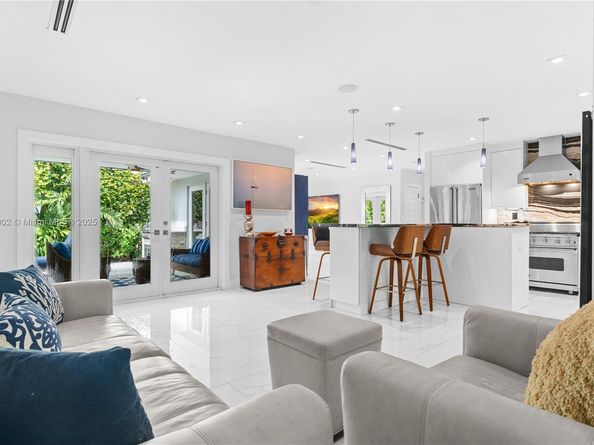 1218 Asturia Ave, Coral Gables FL 33134