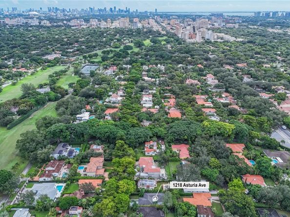 1218 Asturia Ave, Coral Gables FL 33134