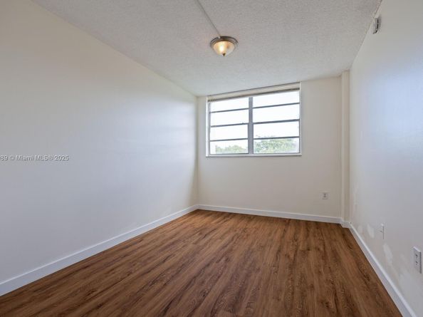 14180 SW 84th St 407G, Miami FL 33183