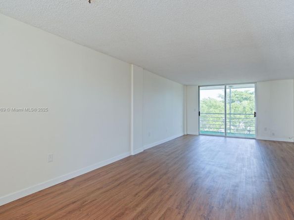 14180 SW 84th St 407G, Miami FL 33183