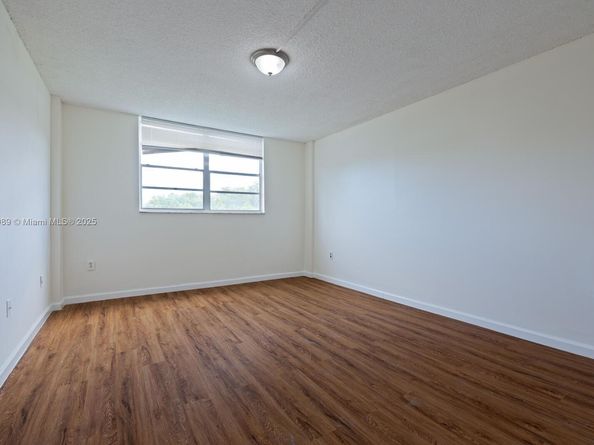 14180 SW 84th St 407G, Miami FL 33183