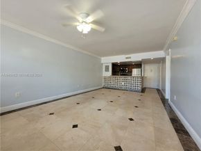 2175 NE 170th St 108, North Miami Beach FL 33162