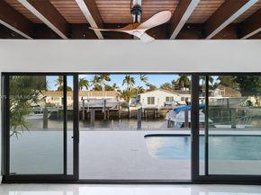 340 SE 13th Ave, Pompano Beach FL 33060