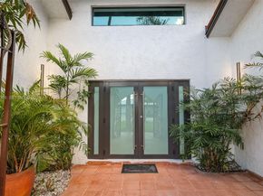 340 SE 13th Ave, Pompano Beach FL 33060