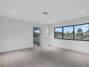 340 SE 13th Ave, Pompano Beach FL 33060