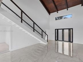 340 SE 13th Ave, Pompano Beach FL 33060