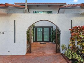 340 SE 13th Ave, Pompano Beach FL 33060