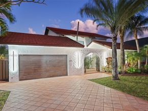 340 SE 13th Ave, Pompano Beach FL 33060