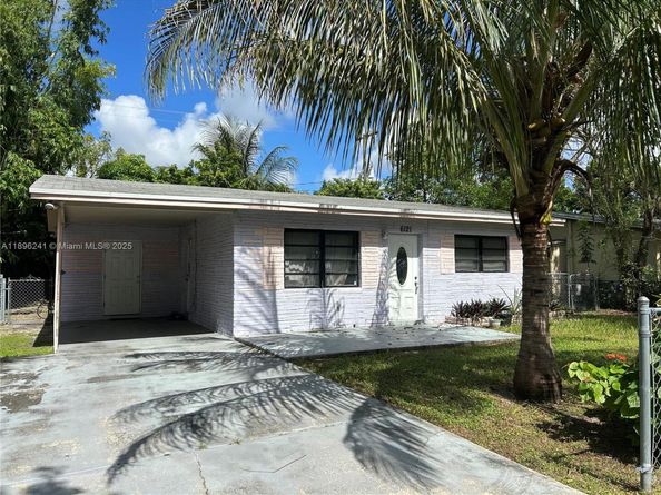 6121 Madison St, Hollywood FL 33023