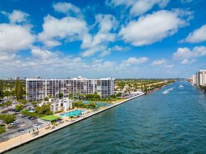 1000 Parkview Dr 1025, Hallandale Beach FL 33009