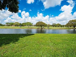 13255 SW 7th Ct 111D, Pembroke Pines FL 33027