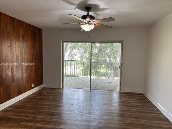8605 NW 35th Ct G, Coral Springs FL 33065