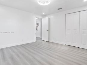 10207 Sunrise Lakes Blvd 204, Sunrise FL 33322