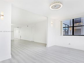 10207 Sunrise Lakes Blvd 204, Sunrise FL 33322