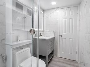 10207 Sunrise Lakes Blvd 204, Sunrise FL 33322