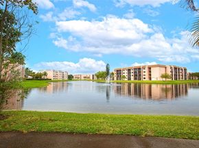 10207 Sunrise Lakes Blvd 204, Sunrise FL 33322