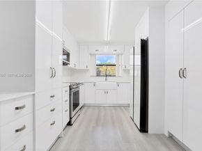 10207 Sunrise Lakes Blvd 204, Sunrise FL 33322