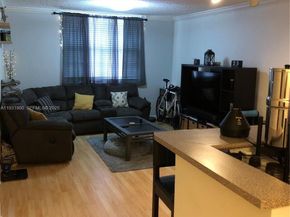 1919 Van Buren St 219A, Hollywood FL 33020