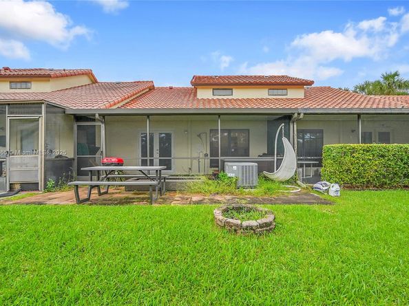18578 Woodstream Dr, Boca Raton FL 33498