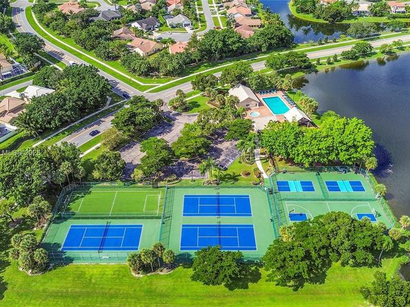 18578 Woodstream Dr, Boca Raton FL 33498