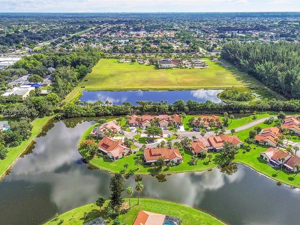 18578 Woodstream Dr, Boca Raton FL 33498