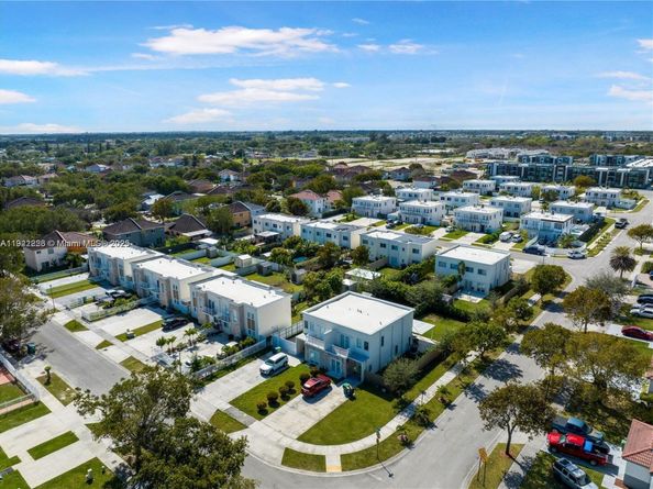 26116 SW 134th Pl, Homestead FL 33032