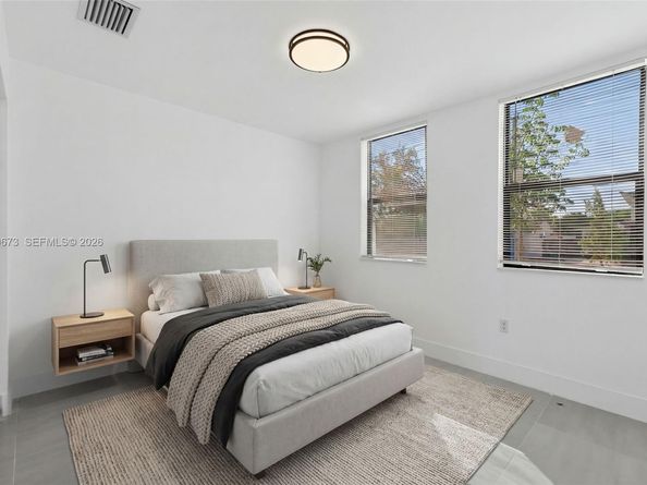 10315 SW 176th St, Miami FL 33157