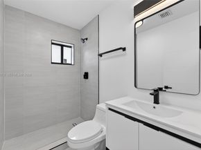 10315 SW 176th St, Miami FL 33157