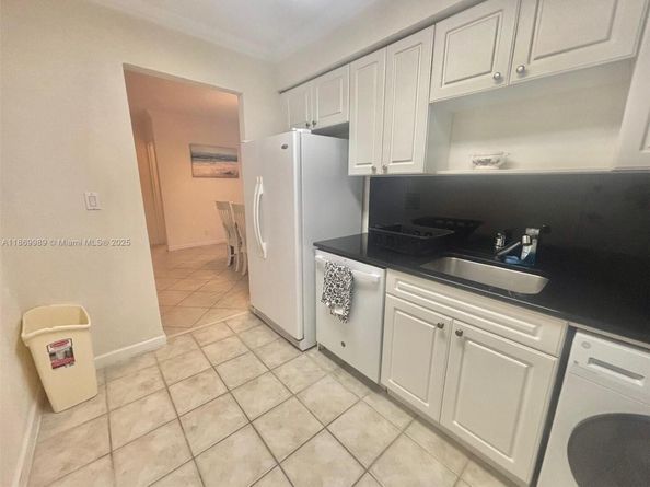 2501 S Ocean Dr 433, Hollywood FL 33019