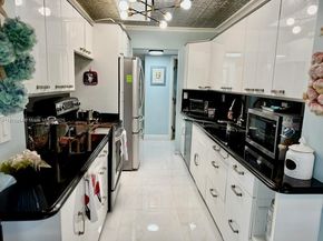 4713 Holly Dr, Tamarac FL 33319