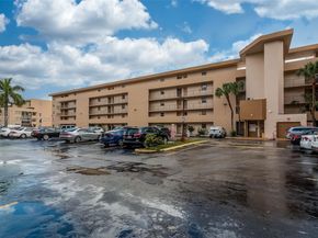 8895 Fontainebleau Blvd 407, Miami FL 33172