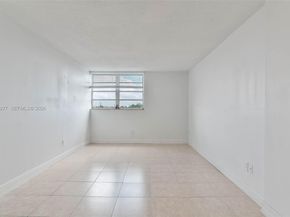 8895 Fontainebleau Blvd 407, Miami FL 33172