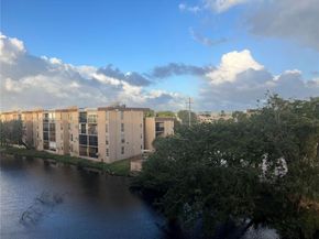 8895 Fontainebleau Blvd 407, Miami FL 33172